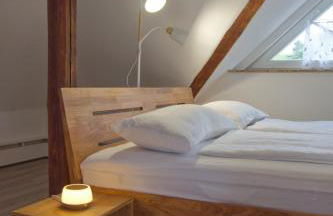 Apartment Traumzeit mit Balkon in Vorstadtvilla - Foto 1