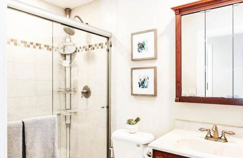 Stunning Modern Home King Bed Pool Jacuzzi Fire pit - Foto 17