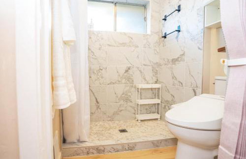 Spacious Mountain View DT 3BR Gem - Great for Work & Family - Foto 34