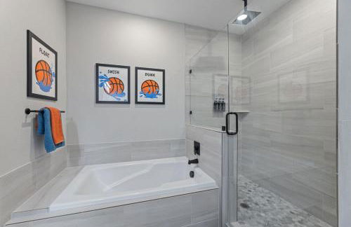 Sporty Spot - Hot Tub - Walk to AT&T Stadium - Foto 2