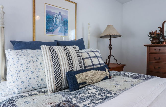 2nd Row Beach Home Ocean Views Old School Vibes - 1 min Walk to Sunny Beach - Foto 41