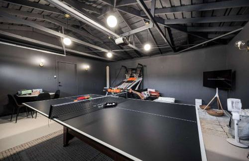 Backyard Oasis Renovated 10min to Beach Villa - Foto 50