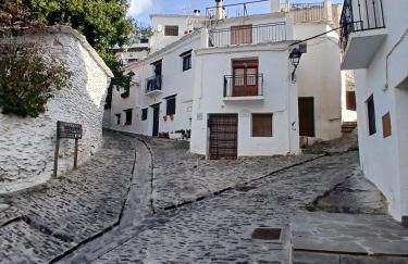 Casa Los Compadres de Capileira con Piscina - Foto 29