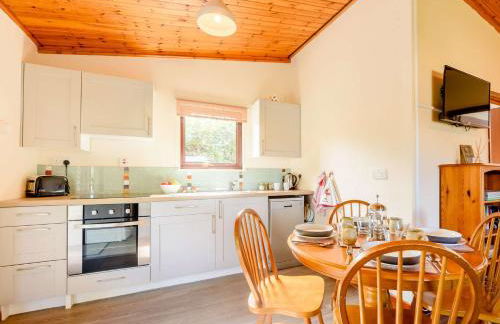 2 Bed in Pencader 89500 - Photo 6