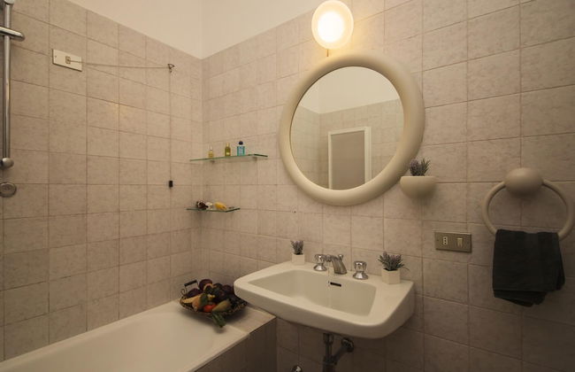 Rododendro Rosso in Ispra - Foto 23