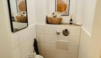 FeelsLikeHome - Stylische und zentrale Altbauwohnung mit Terrasse&Garten - Foto 4