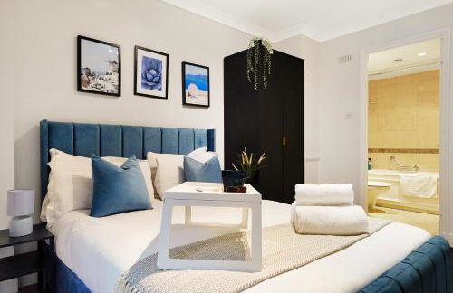 Luxury 3-Bed Apartment with Private Garden En-Suites & Underground Parking Prime NW6 London Location - Foto 10