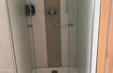 Unterkunft in Wiesent für Handwerker-/Monteure Berufsreisende - Foto 8