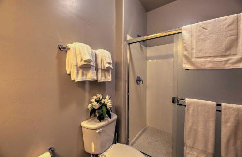 Near Lake and Trails Show Low Condo with Grill! - Foto 17