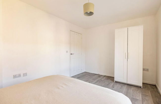 2 Bedrooms Apartment in Wembley - Foto 8