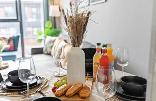 Tropical Suite - 2 Bed 2 Bath City Centre Netflix Games - Exclusive Weekly and Monthly DEALS - Raozee Homes - Foto 3