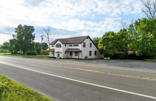 Whitewater The Genoa on Oneida Lake Sleeps 8 - Photo 37