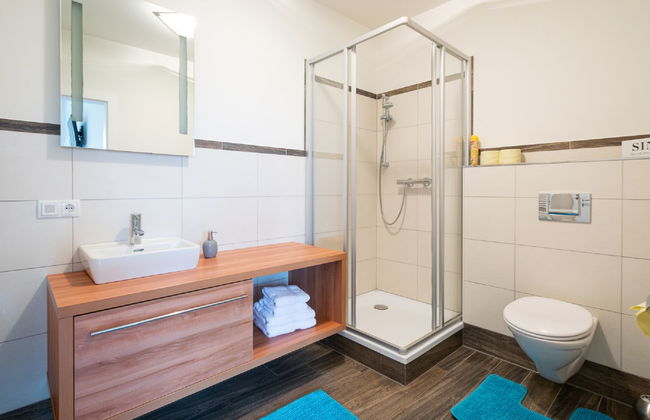 Christine EG - Foto 14