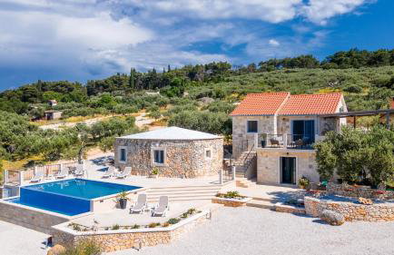 Villa Lukrecija Stonehouse - Foto 29