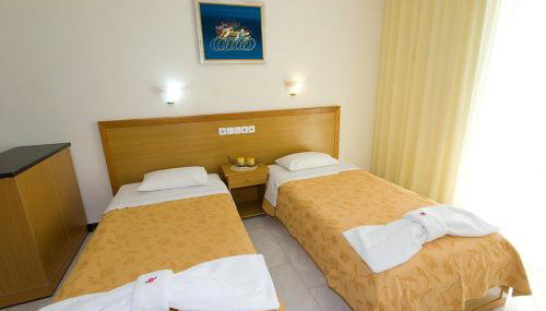 Grand Apartments - Photo 2