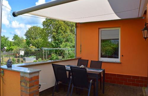 Quaint Bungalow in Reddelich near Baltic Sea Coast - Foto 7