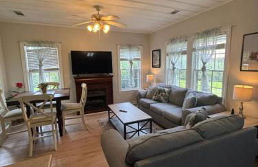 Belle of the Burg - Foto 6