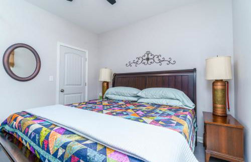 Steps to Fairway Hot Springs Village Golf Retreat - Foto 25