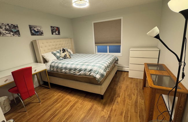 MainFloorCondo CozyFurnished Independent - Photo 6