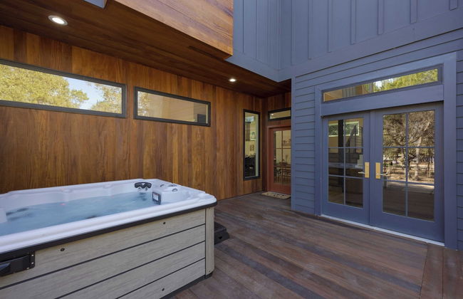 Pool, Hot Tub, Game Room, Fire Pit Luxe & Private 4bdr Maverick by Avantstay - Foto 41