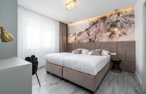 Villa Stella with 32 sqm private heated pool Jacuzzi Sauna Media room 3 bedrooms - Photo 28