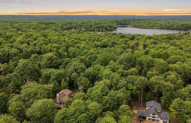 Bear Paw Lodge by Avantstay Hot Tub Deck Fire Pit - Foto 50