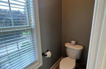 Labrador Lake with FirePit and Billiards - Foto 16