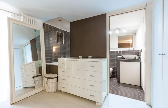 Cool Flat at Via dei Mille by Napoliapartments - Foto 19