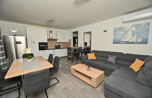 Holiday house Sara with heated pool - Photo 19