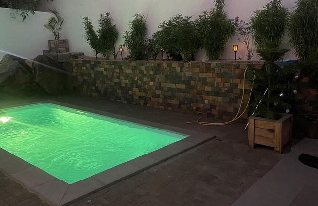 Spacious 4-bed Villa in Flic en Flac Roof top bar - Foto 16