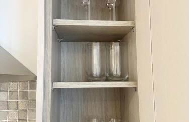 2 BR Flat - Short Lets & Serviced Accommodation Manchester with 2 Parking Spaces - Close to Hospitals - Foto 15