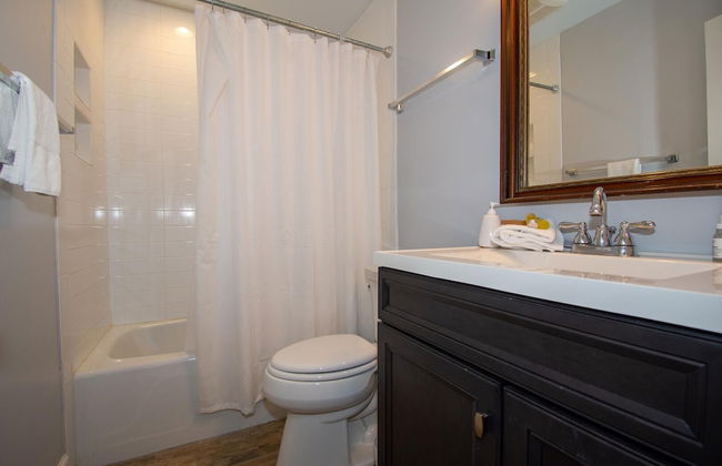 5bd, 3Ba Home Sleeps 14 Comfortably, Close to the Beach and Club Amenities - Foto 21