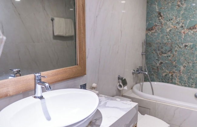 Horison Ultima Bandung - Foto 26