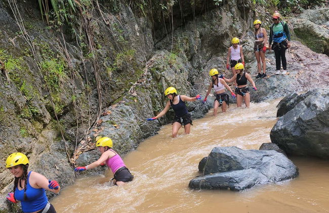Barranquismo y rápel en Jarabacoa - Foto 13