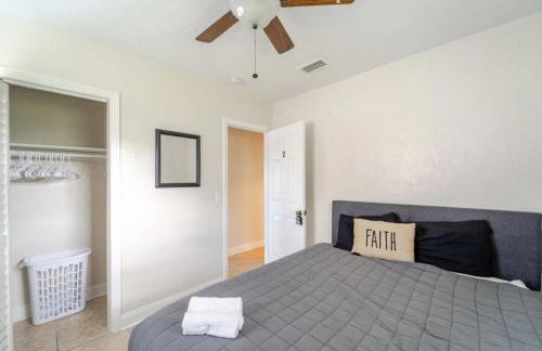 Pvt ROOM in Shared home Near Beach - Foto 46