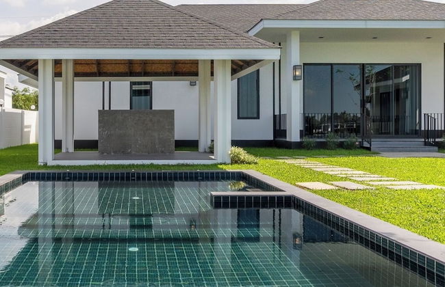 Pan Ville Resort - Photo 5