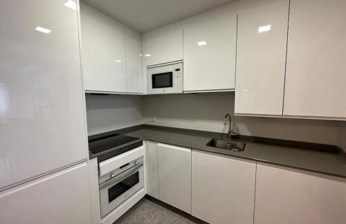 Studio 14 + garaje incluido. Nuevo, elegante, acogedor. - Foto 2