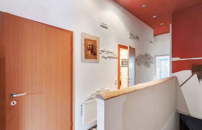 Impressive Holiday Home in Pinsdorf With Pool - Foto 26