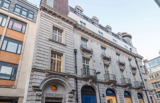 The Chamber Suites - Photo 14