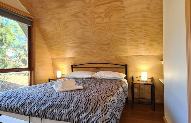 Mallacoota's Shady Gully Caravan Park - Photo 3