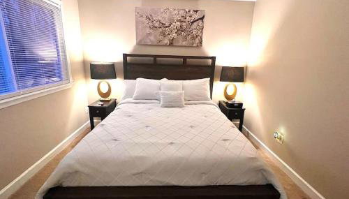 Entire Home in North Potomac - Foto 3, Garden view