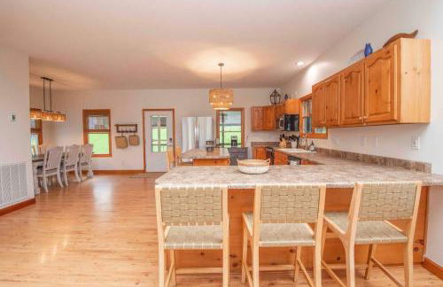 Family Friendly Lakefront with Private Dock Fire Pit Near Marinas - Foto 18