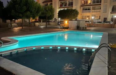 Oasis en la playa con piscina - Foto 41