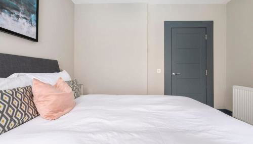 Immaculate 3 Bed Apartment with Private Entrance in Inverleith - Foto 2