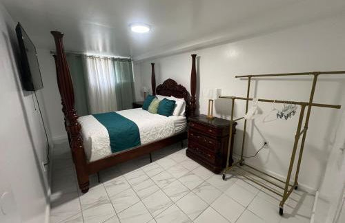 Luxury 2-bedroom and 1-bathroom - Foto 15