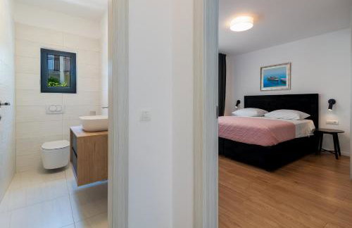 Maca Apartments & Suites with Heated pool near beach 50m - Foto 37