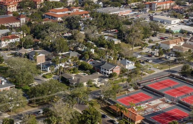 La Valencia - Foto 50