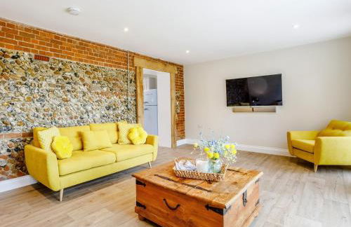 City to Country Retreat Luxury Cottage with Hot Tub - Foto 22