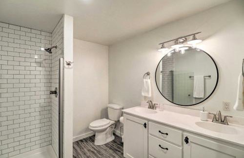 Fish House with Deck, Fire Pit and River Views - Foto 24