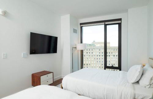 Back-Bay Lux Central 2BR Condo with Rooftop and Parking - Foto 48